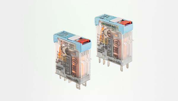 IRC接口继电器底座